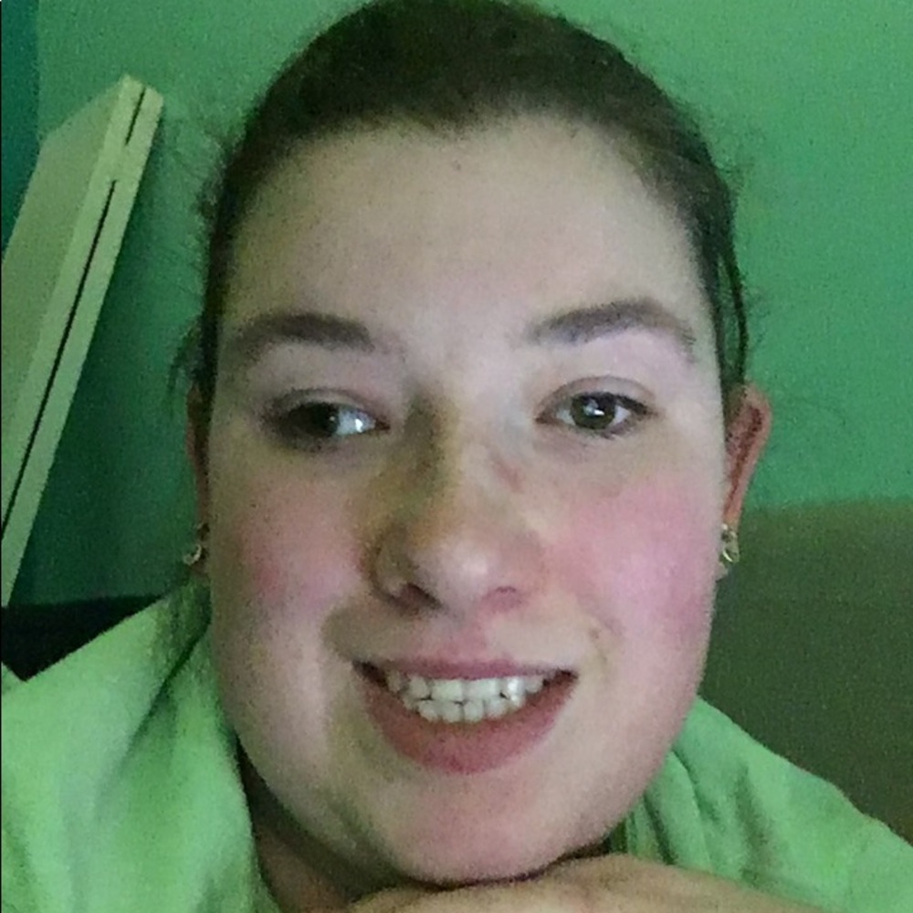 Meet your Posher, Jessica